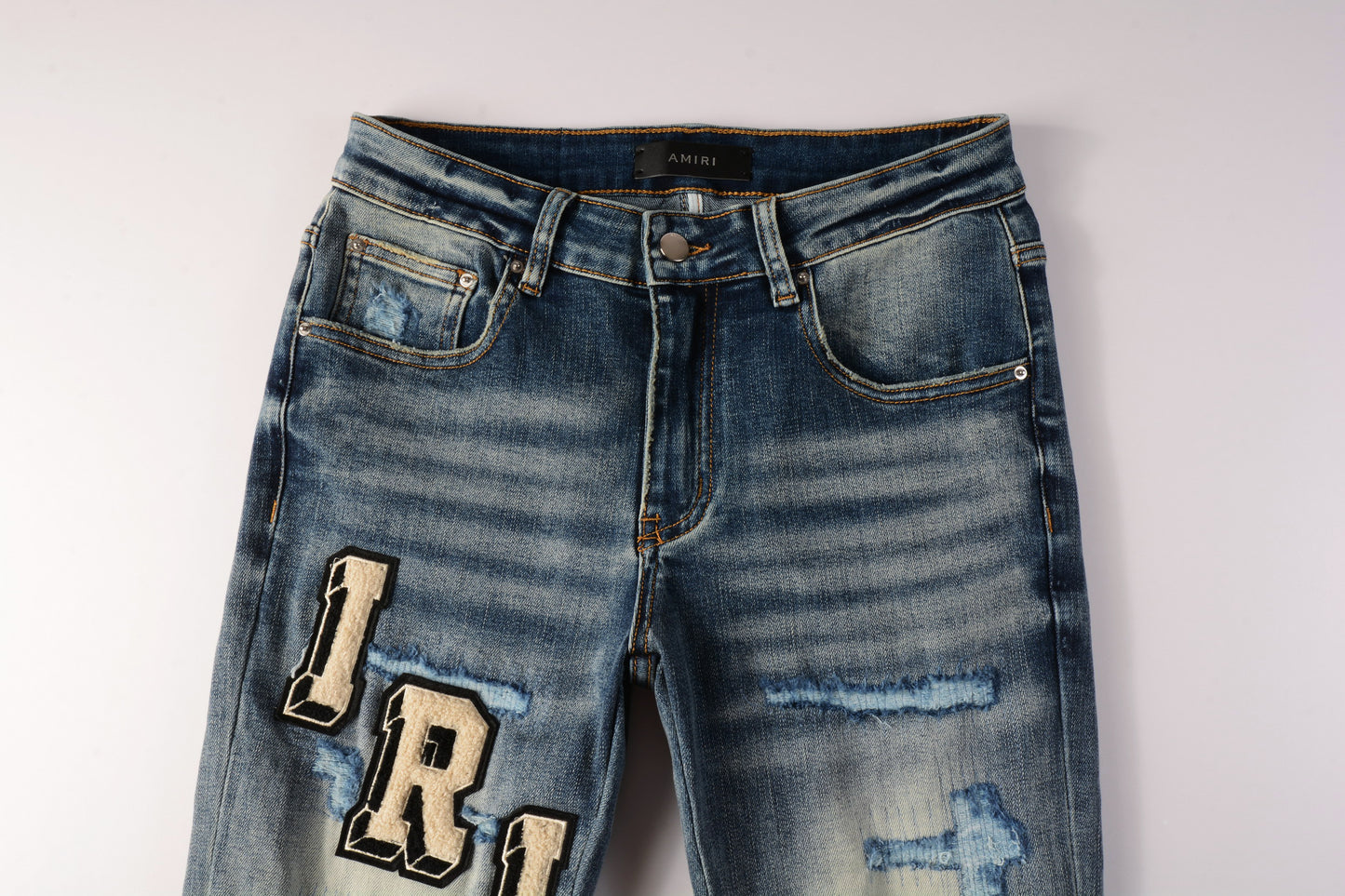 QC AMIRI Jeans 8826
